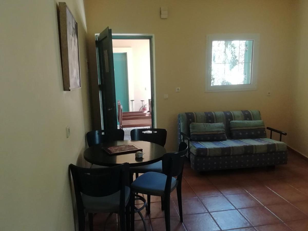 Poseidon Apartments Ájos Górdios Eksteriør bilde