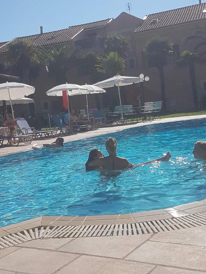 Poseidon Apartments Ájos Górdios Eksteriør bilde